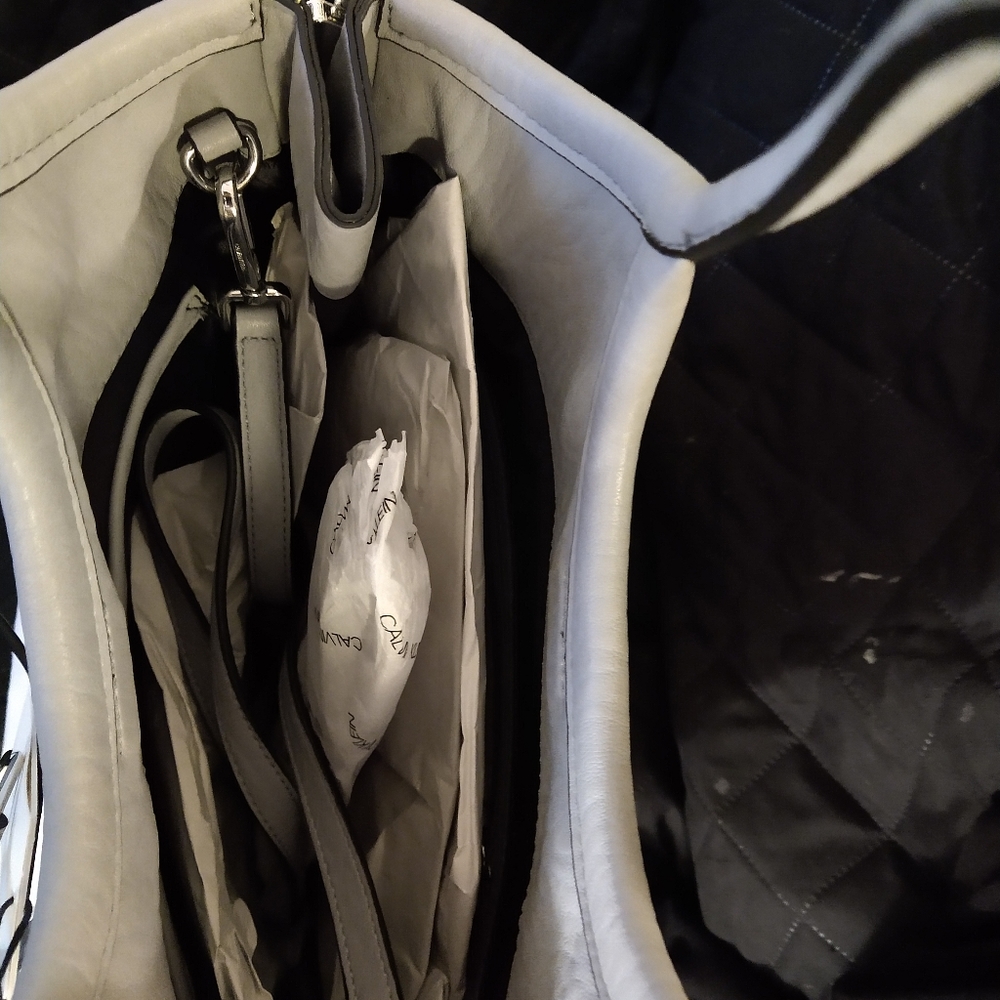 Purses - Picture 7 of 7